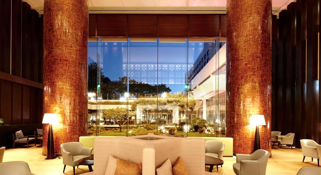 Maison Glad 5*